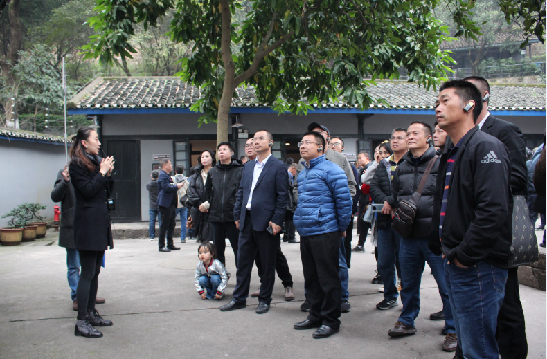 尊龙官方管理班子“不忘初心，聚力前行”红色之旅团建活动-