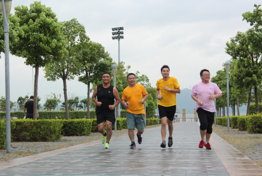 尊龙官方2015年应届毕业生入职培训-