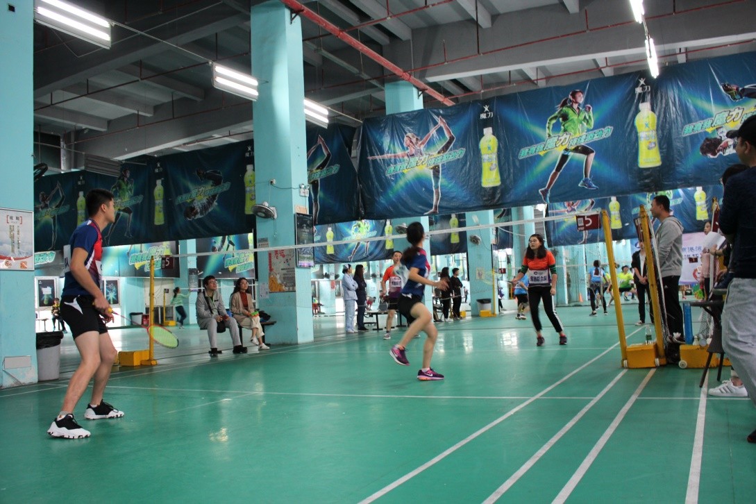 尊龙官方第一届“招港杯”羽毛球团体赛-