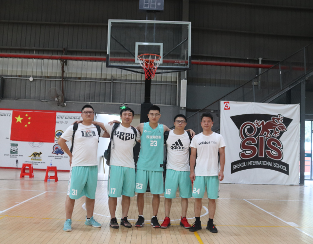 尊龙官方第二届“招港杯”3V3篮球赛-